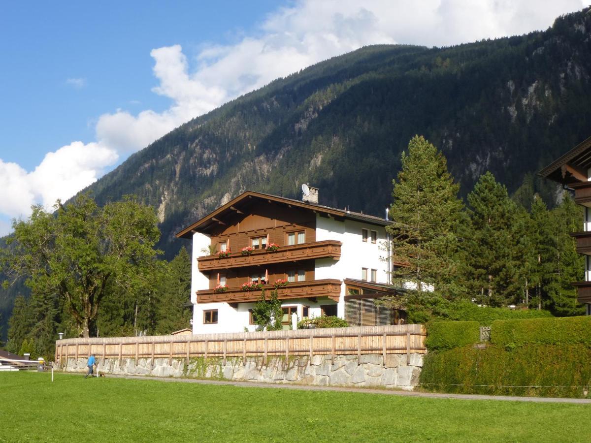 Haus Penkenblick Mayrhofen Exterior foto